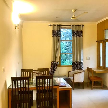 Tulip Palm Hotel Jaipur Luaran gambar