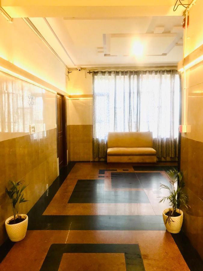 Tulip Palm Hotel Jaipur Luaran gambar