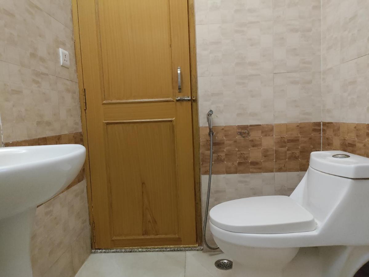 Tulip Palm Hotel Jaipur Luaran gambar