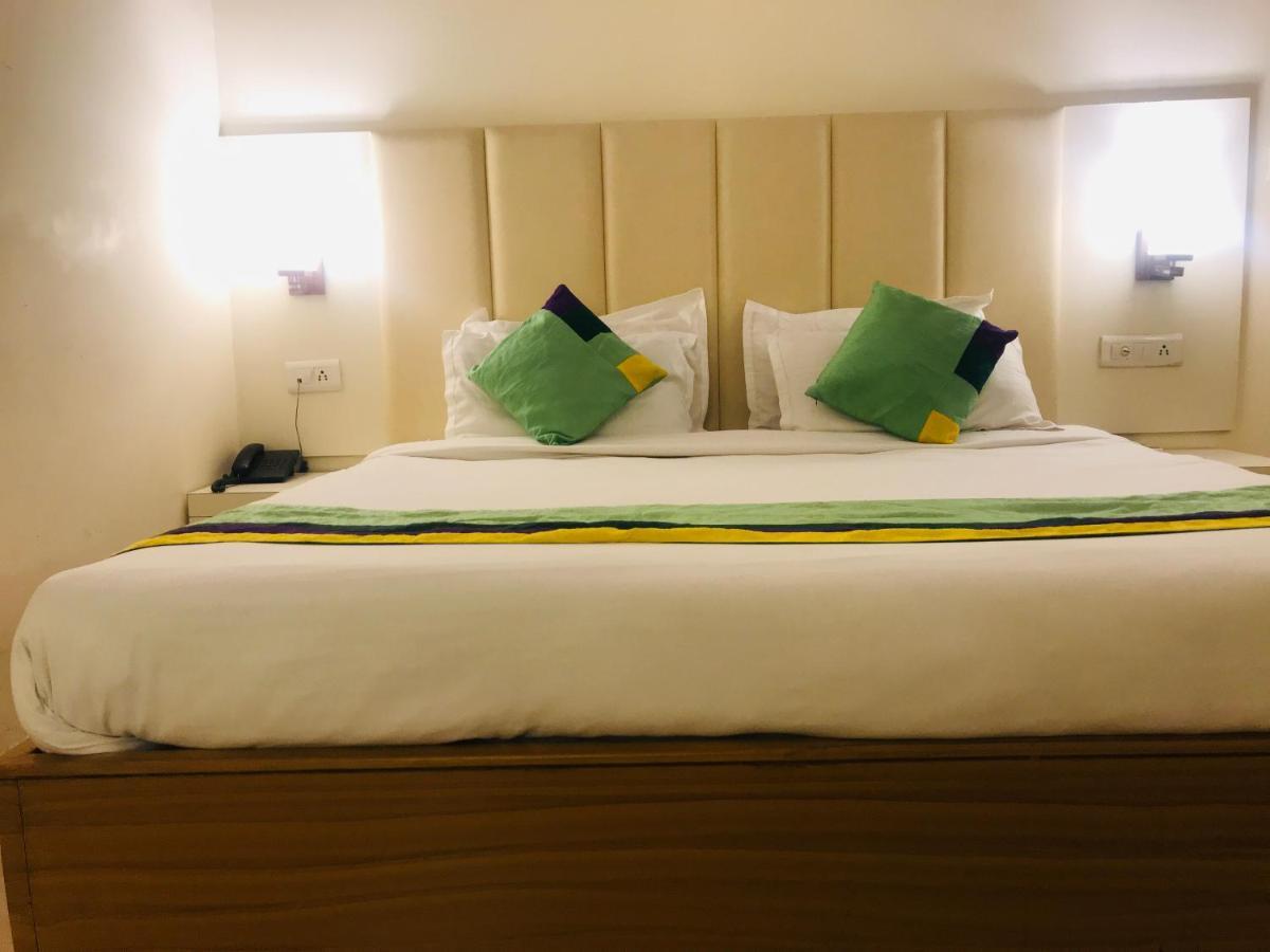 Tulip Palm Hotel Jaipur Luaran gambar