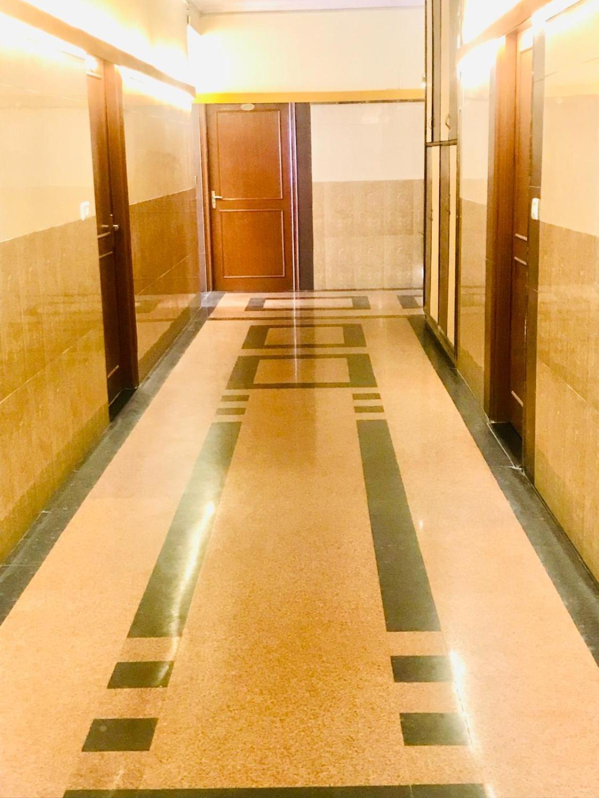 Tulip Palm Hotel Jaipur Luaran gambar