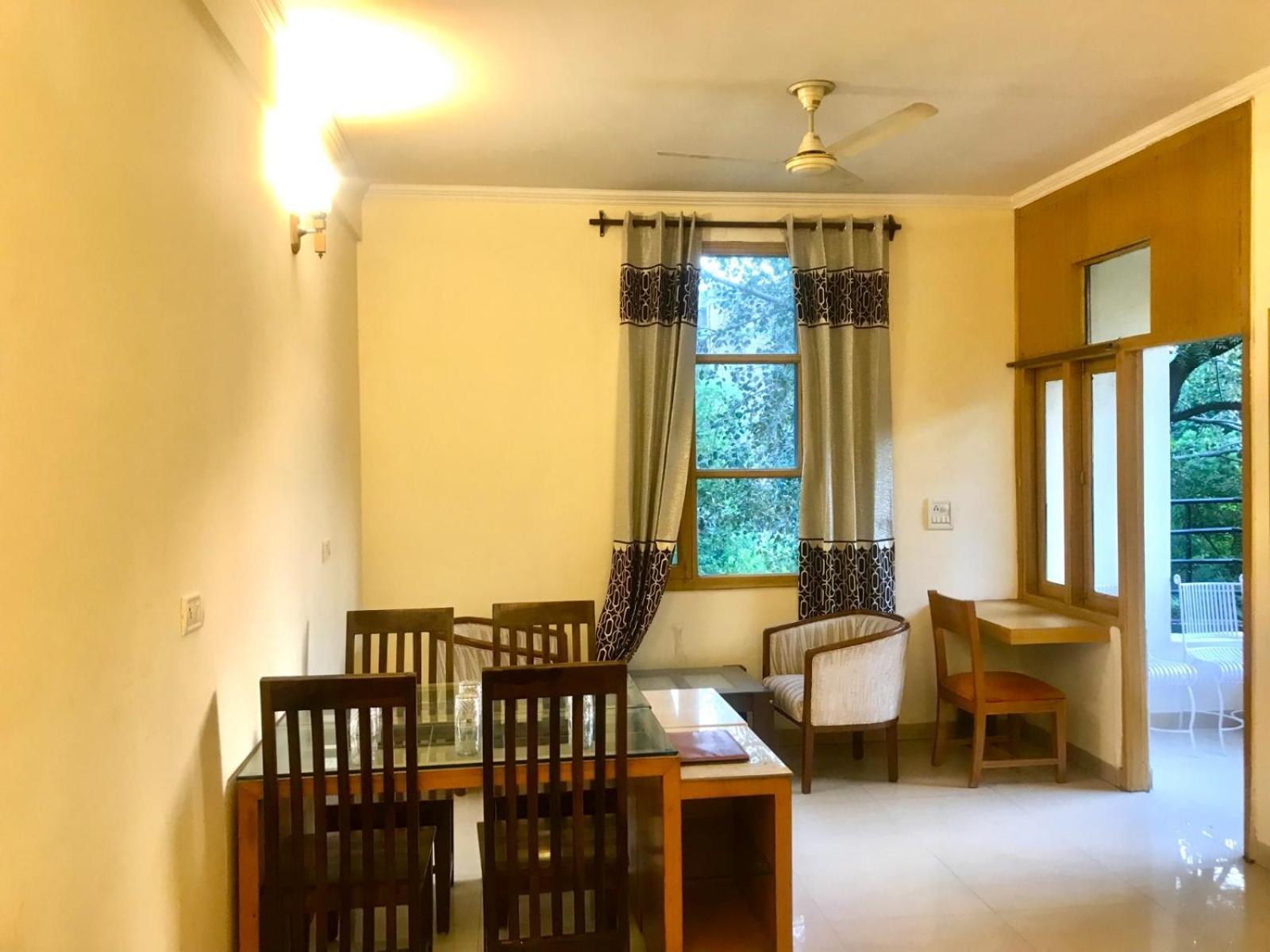 Tulip Palm Hotel Jaipur Luaran gambar